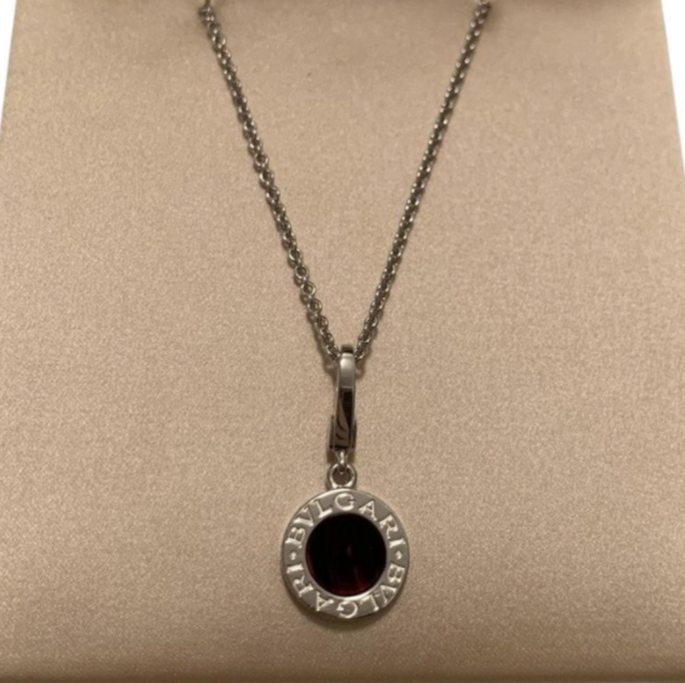 Bvulgari bvulgari 18k necklace